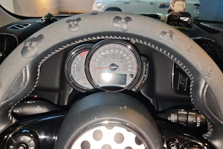Used MINI Countryman 2017 2.0T COOPER S ALL4 Traveler Instrument Cluster