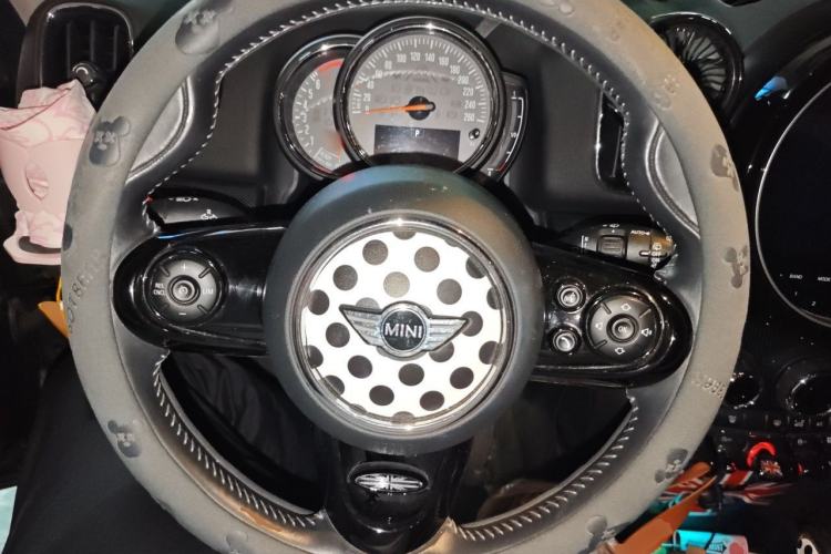 Used MINI Countryman 2017 2.0T COOPER S ALL4 Traveler Steering Wheel