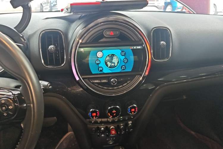 Used MINI Countryman 2017 2.0T COOPER S ALL4 Traveler Audio And AC Panel