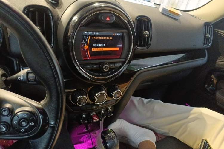 Used MINI Countryman 2017 1.5T COOPER ALL4 Audio And AC Panel