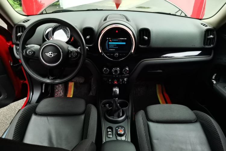 Used MINI Countryman 2017 1.5T COOPER ALL4 Center Console