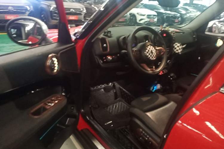Used MINI Countryman 2017 1.5T COOPER ALL4 Driver Seat
