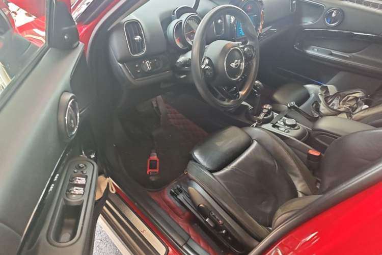 Used MINI Countryman 2017 2.0T COOPER S ALL4 Traveler Driver Seat