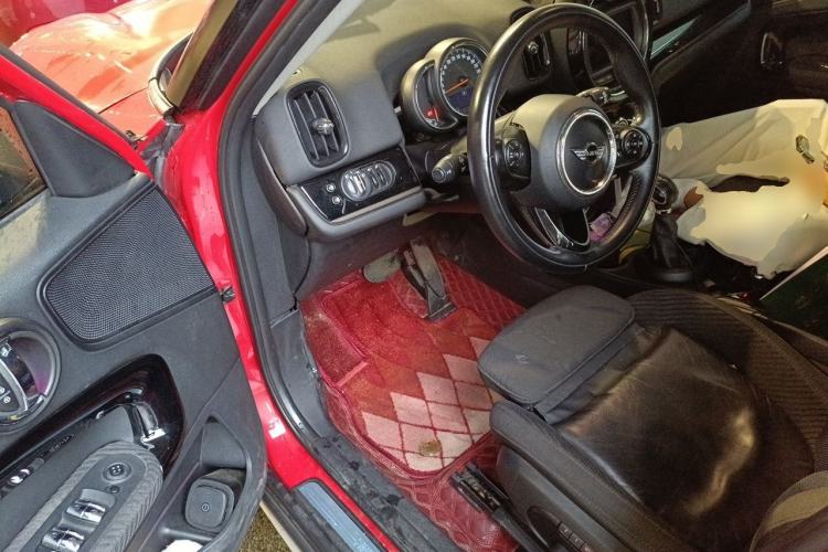 Used MINI Countryman 2017 1.5T COOPER ALL4 Driver Seat