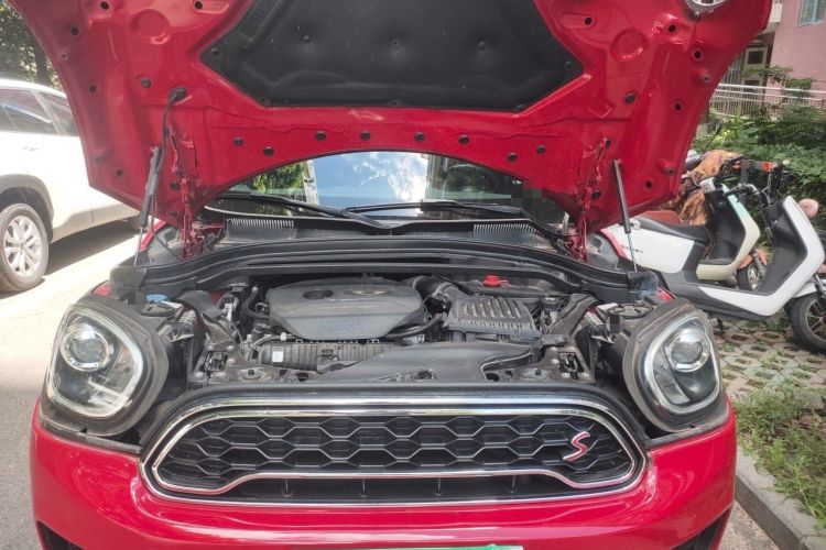 Used MINI Countryman 2017 2.0T COOPER S ALL4 Traveler Engine Bay
