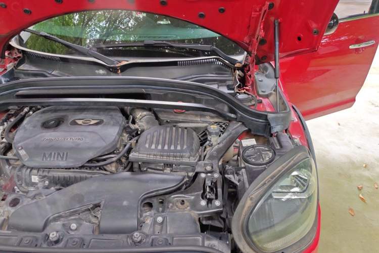 Used MINI Countryman 2017 1.5T COOPER ALL4 Engine Bay Left