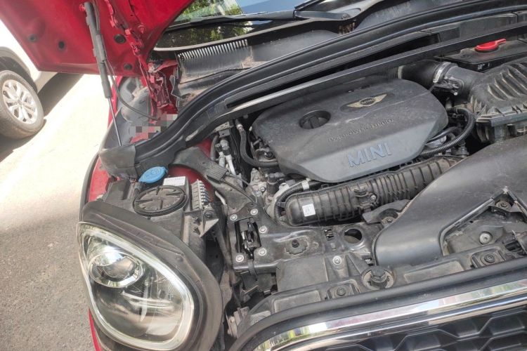 Used MINI Countryman 2017 2.0T COOPER S ALL4 Traveler Engine Bay Right