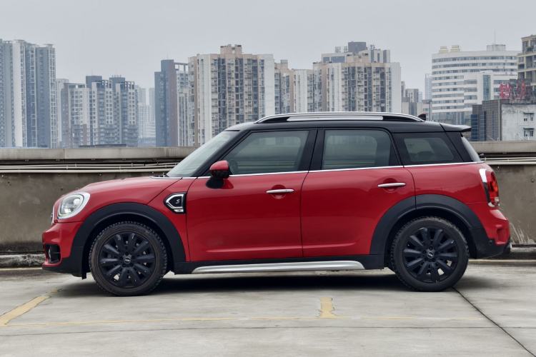 Used MINI Countryman 2017 2.0T COOPER S ALL4 Traveler Exterior 5