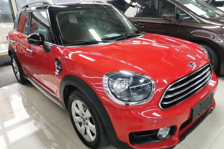 Used MINI Countryman 2017 1.5T COOPER Front Right 45 Deg
