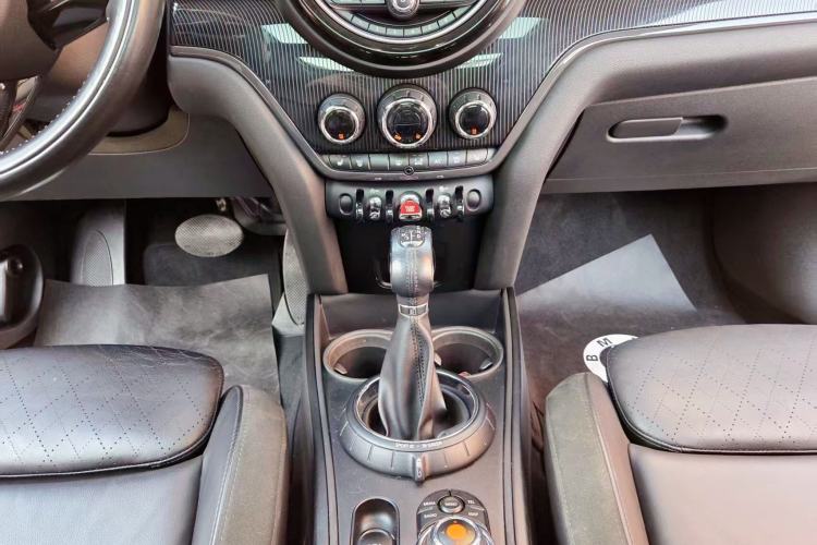 Used MINI Countryman 2017 2.0T COOPER S ALL4 Traveler Gear Lever