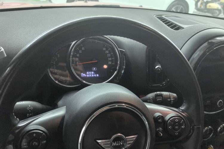 Used MINI Countryman 2017 1.5T COOPER ALL4 Traveler Instrument Cluster