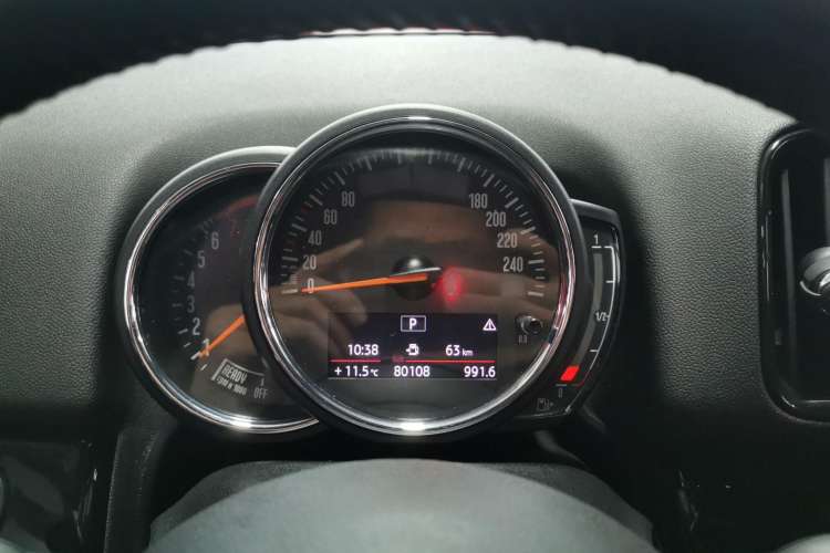 Used MINI Countryman 2017 1.5T COOPER Instrument Cluster