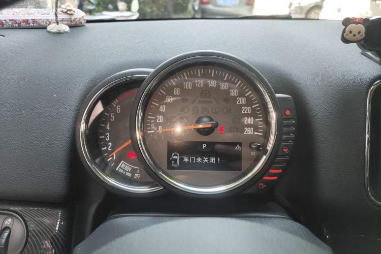 Used MINI Countryman 2017 2.0T COOPER S ALL4 Traveler Instrument Cluster