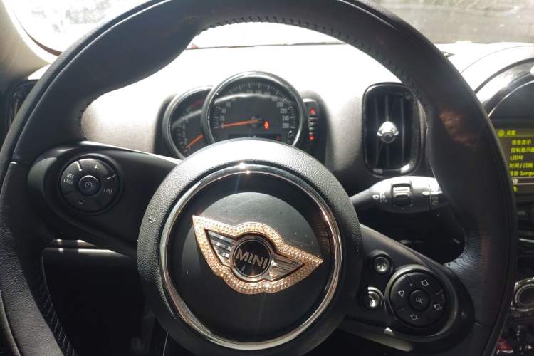Used MINI Countryman 2017 1.5T COOPER Instrument Cluster