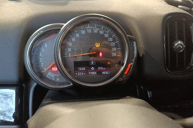 Used MINI Countryman 2017 1.5T COOPER ALL4 Instrument Cluster