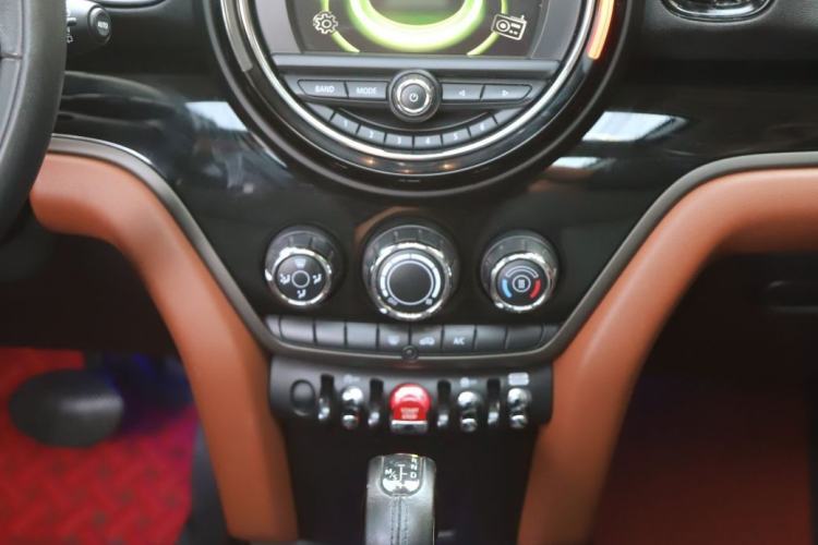 Used MINI Countryman 2017 1.5T COOPER ALL4 Interior 3