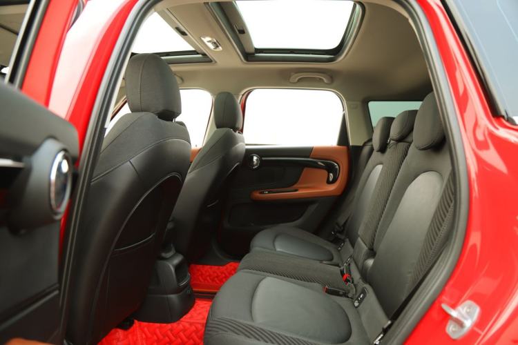 Used MINI Countryman 2017 1.5T COOPER ALL4 Interior 5