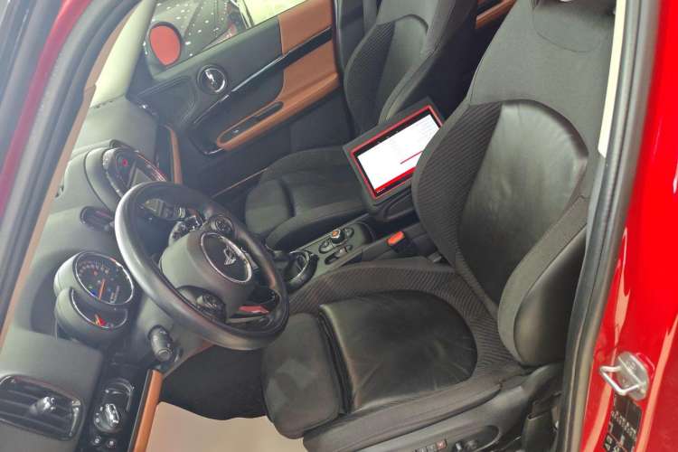 Used MINI Countryman 2017 1.5T COOPER ALL4 Left Front Seat