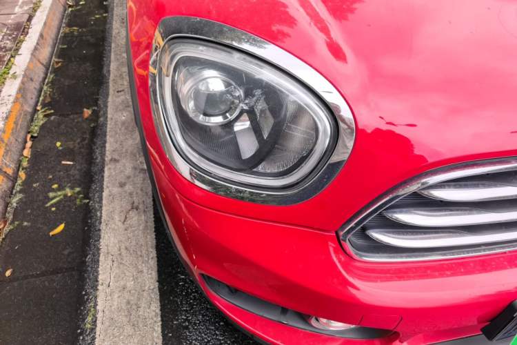 Used MINI Countryman 2017 1.5T COOPER ALL4 Right Front Headlight