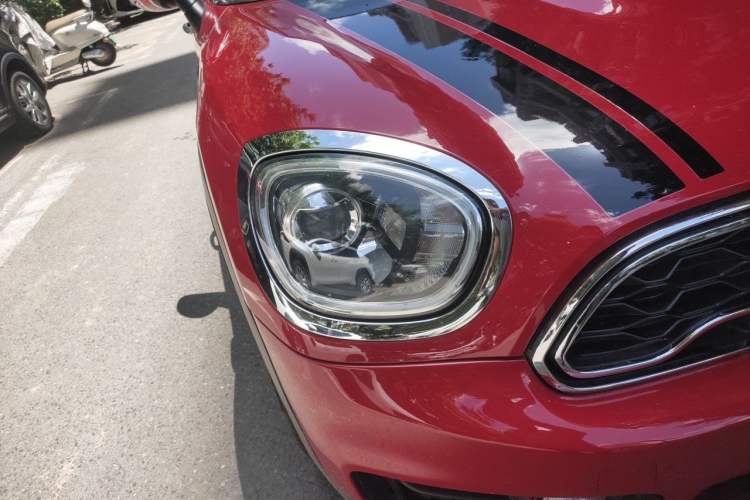 Used MINI Countryman 2017 2.0T COOPER S ALL4 Traveler Right Front Headlight