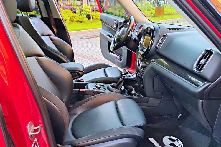 Used MINI Countryman 2017 2.0T COOPER S ALL4 Traveler Right Front Seat