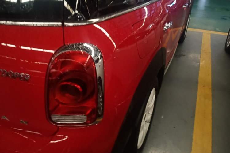 Used MINI Countryman 2017 1.5T COOPER ALL4 Right Rear Taillight