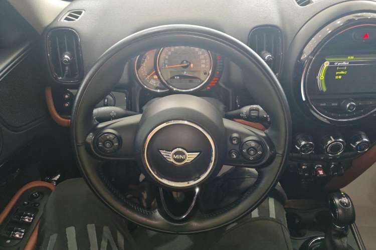 Used MINI Countryman 2017 1.5T COOPER ALL4 Steering Wheel