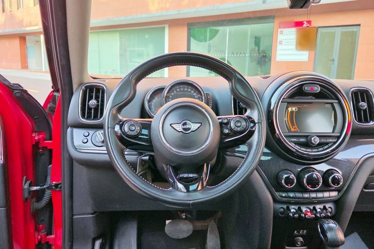 Used MINI Countryman 2017 2.0T COOPER S ALL4 Traveler Steering Wheel
