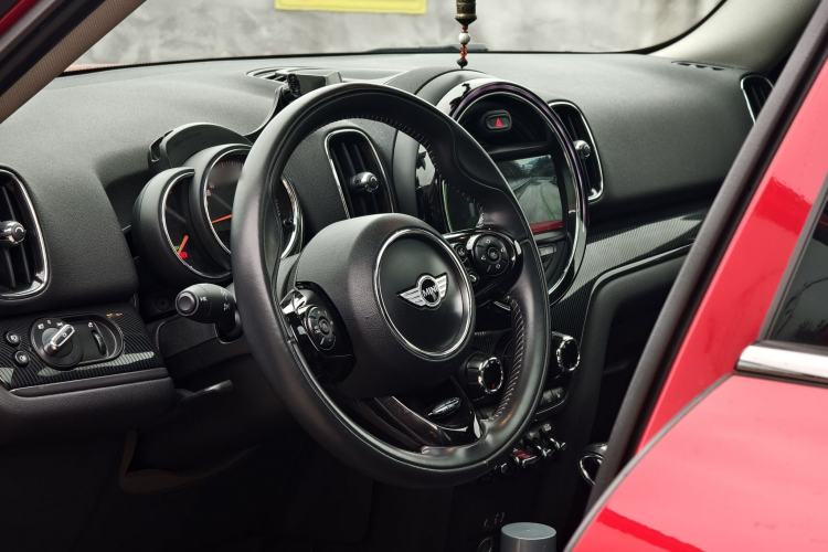 Used MINI Countryman 2017 2.0T COOPER S ALL4 Traveler Steering Wheel