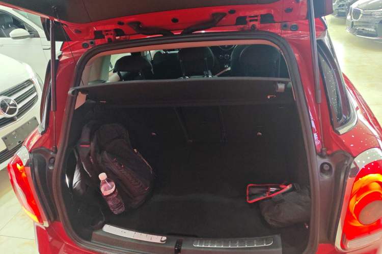 Used MINI Countryman 2017 1.5T COOPER ALL4 Trunk
