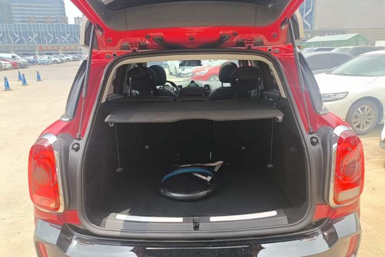 Used MINI Countryman 2017 1.5T COOPER Explorer Trunk