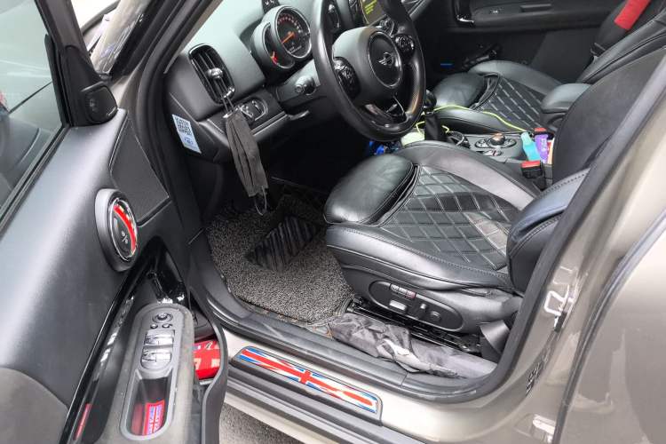 Used MINI Countryman 2017 2.0T COOPER S ALL4 Traveler Driver Seat
