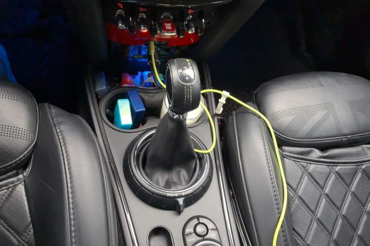 Used MINI Countryman 2017 2.0T COOPER S ALL4 Traveler Gear Lever