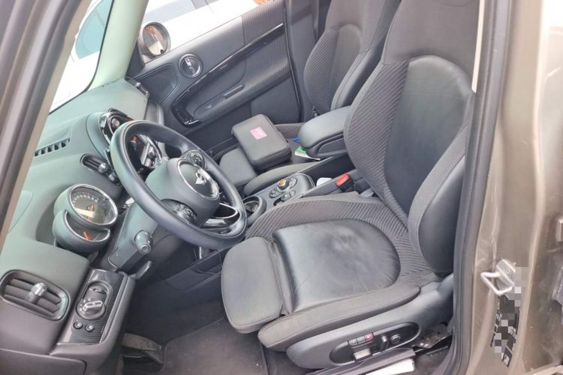 Used MINI Countryman 2017 1.5T COOPER ALL4 Explorer Left Front Seat