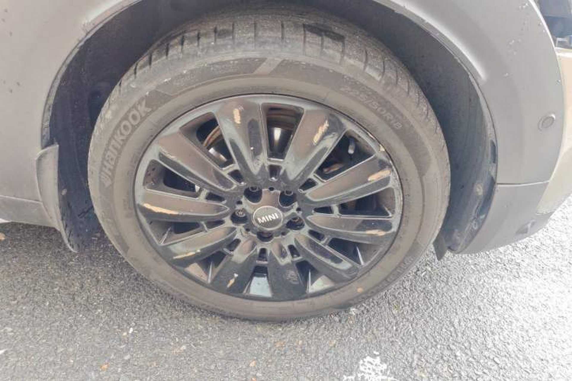 Used MINI Countryman 2017 1.5T COOPER ALL4 Right Front Wheel Hub