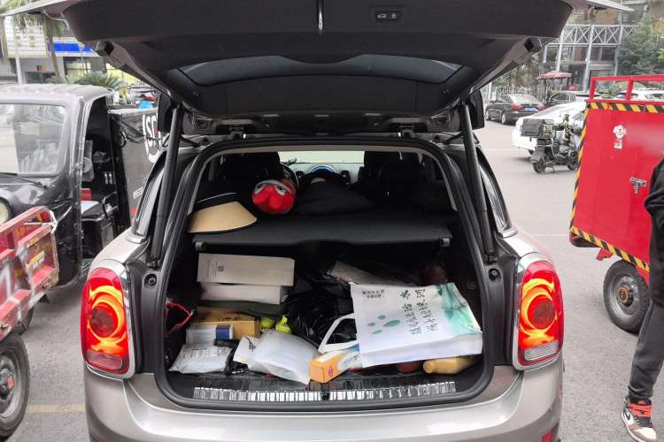 Used MINI Countryman 2017 2.0T COOPER S ALL4 Traveler Trunk