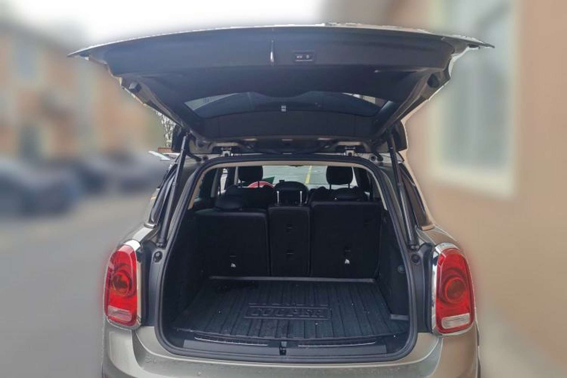 Used MINI Countryman 2017 1.5T COOPER ALL4 Trunk