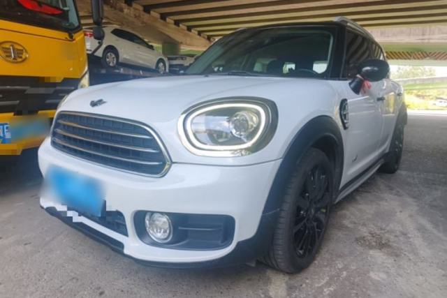 Używany MINI Countryman 2017 1.5T COOPER ALL4 Traveler
