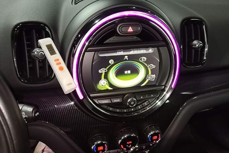 Used MINI Countryman 2017 1.5T COOPER ALL4 Traveler Audio And AC Panel