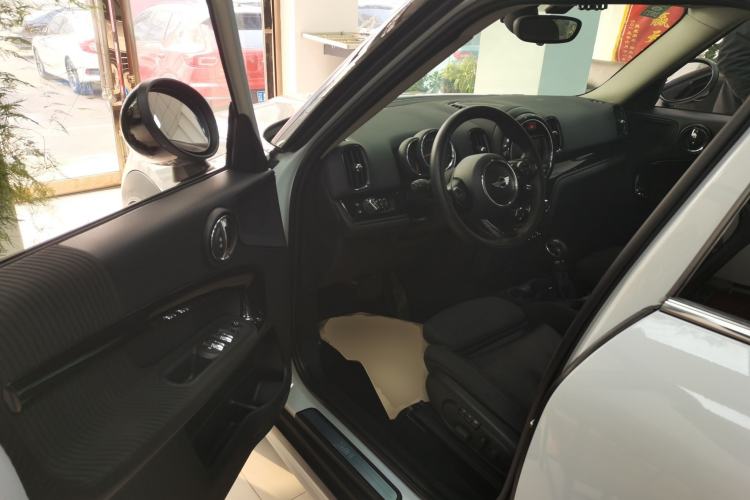 Used MINI Countryman 2017 1.5T COOPER ALL4 Driver Seat