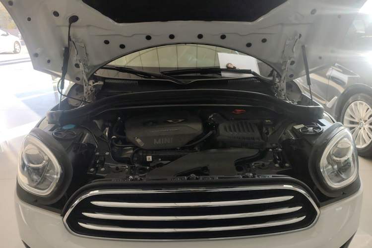 Used MINI Countryman 2017 1.5T COOPER ALL4 Traveler Engine Bay