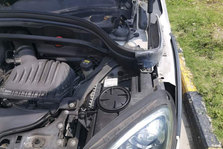 Used MINI Countryman 2017 1.5T COOPER ALL4 Explorer Engine Bay Left