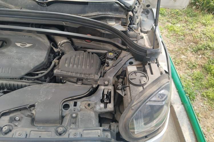 Used MINI Countryman 2017 1.5T COOPER Engine Bay Left