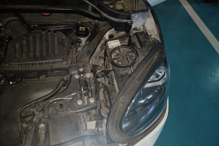 Used MINI Countryman 2017 1.5T COOPER ALL4 Engine Bay Left