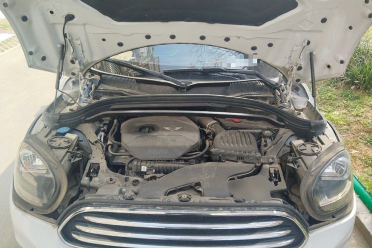 Used MINI Countryman 2017 1.5T COOPER Engine Bay
