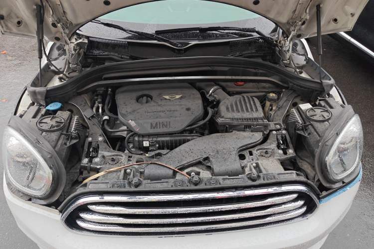 Used MINI Countryman 2017 1.5T COOPER ALL4 Traveler Engine Bay