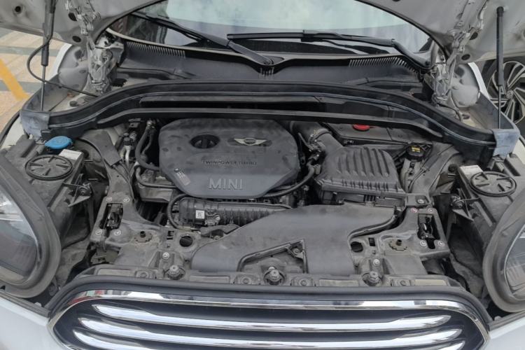 Used MINI Countryman 2017 1.5T COOPER ALL4 Engine Bay