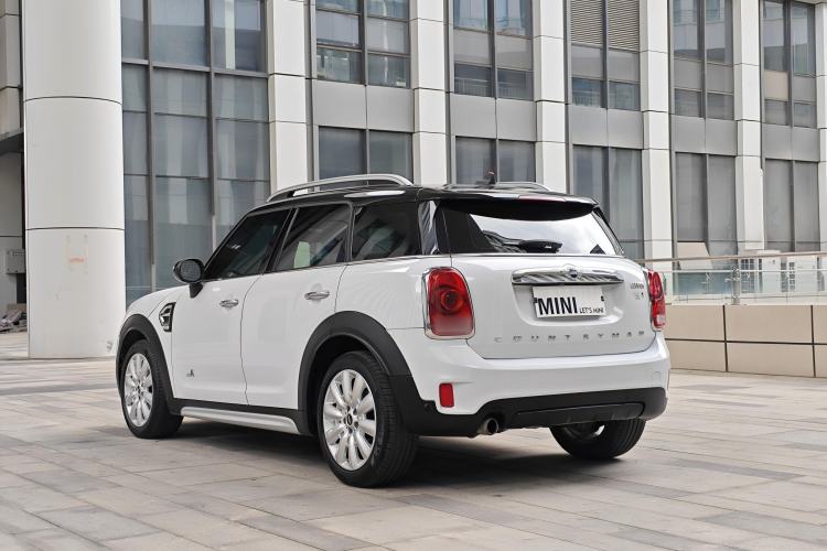 Used MINI Countryman 2017 1.5T COOPER ALL4 Traveler Exterior 5