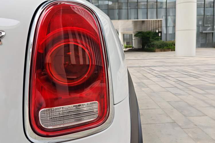 Used MINI Countryman 2017 1.5T COOPER ALL4 Traveler Exterior 7