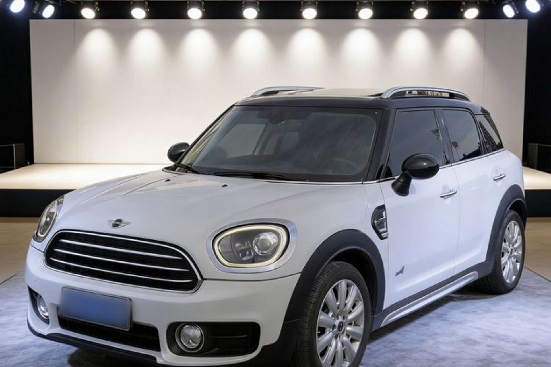 Used MINI Countryman 2017 1.5T COOPER ALL4 Traveler Front Left 45 Deg
